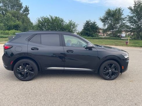 Used 2022 Buick Envision Preferred FWD image 2