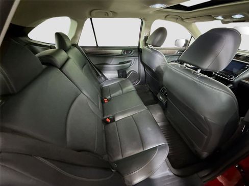 Used 2018 Subaru Outback 2.5i Limited AWD/4WD image 22