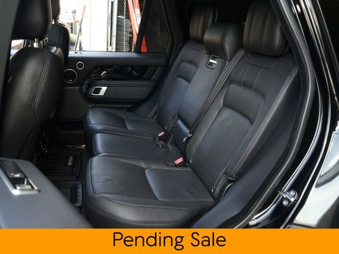 Used 2019 Land Rover Range Rover HSE image 25