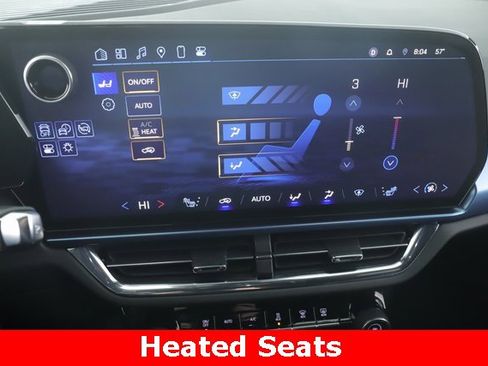 Used 2025 Chevrolet Equinox EV LT w/ Convenience Package image 4