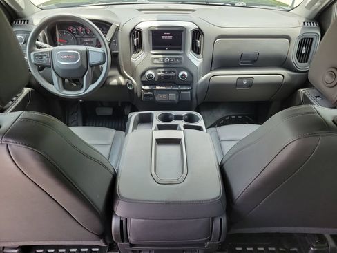 Used 2024 GMC Sierra 2500 Pro AWD/4WD image 16