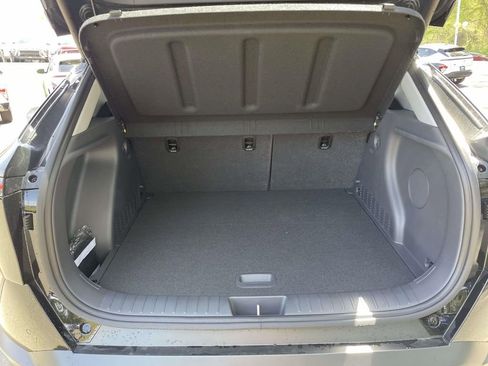 New 2026 Hyundai Kona Limited FWD image 9