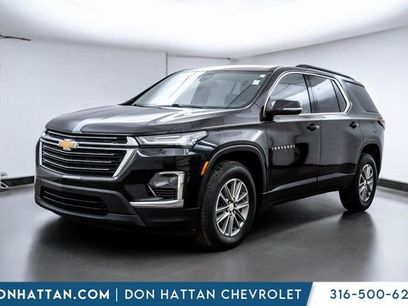 Used 2023 Chevrolet Traverse LT