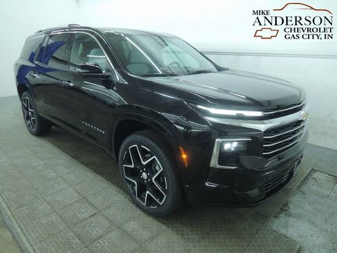 New 2026 Chevrolet Traverse High Country image 1