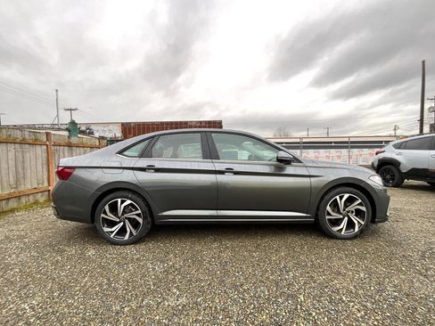 New 2026 Volkswagen Jetta SEL image 9