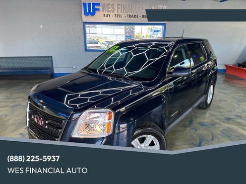 Used 2015 GMC Terrain SLE image 1