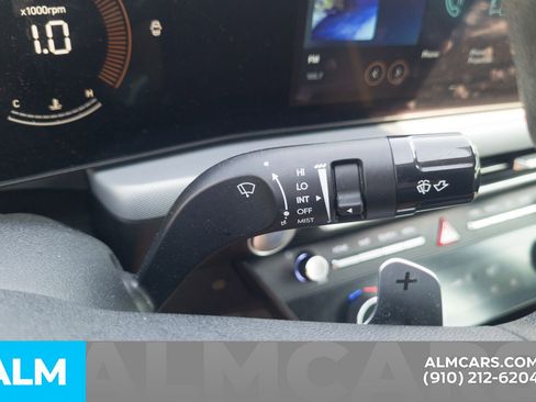 Used 2025 Hyundai Sonata SEL FWD image 17