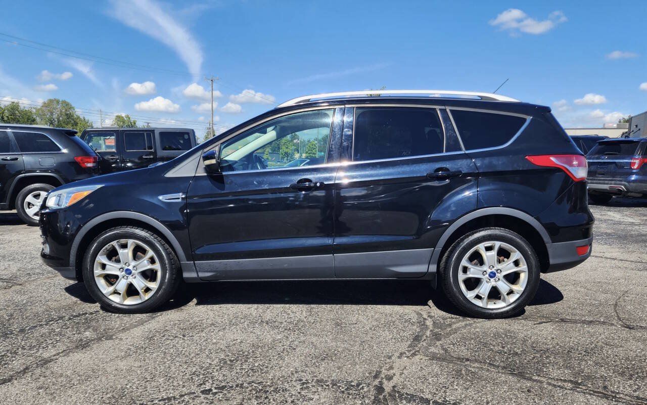 Used 2016 Ford Escape Titanium FWD image 10