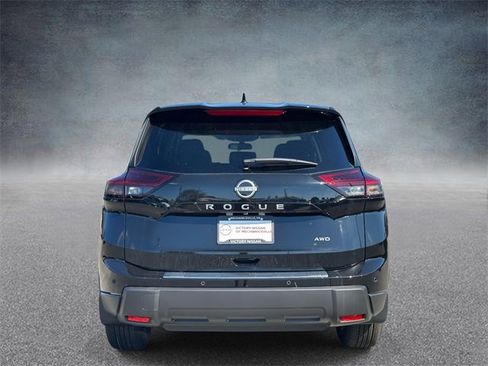 New 2026 Nissan Rogue SV image 3