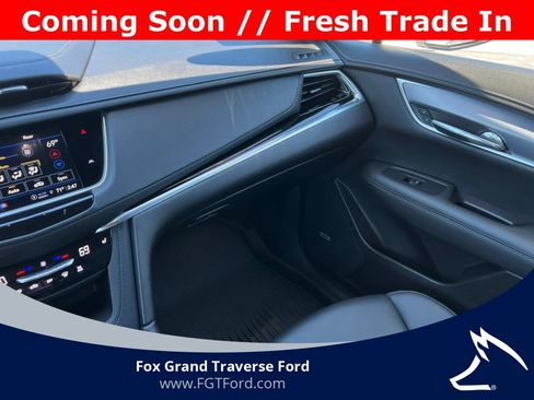 Used 2024 Cadillac XT6 Luxury w/ LPO, Floor Liner Package AWD/4WD image 28