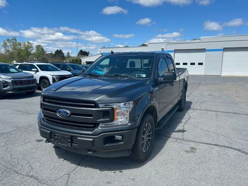 Used 2019 Ford F150 XLT w/ Equipment Group 302A Luxury AWD/4WD image 3