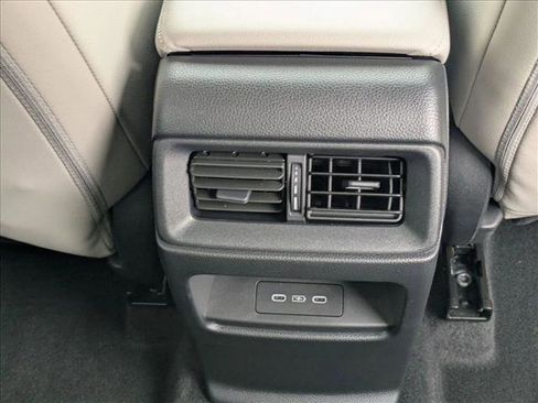 Used 2025 Honda CR-V EX-L image 17