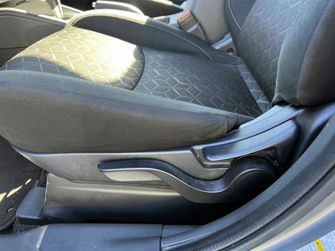 Used 2024 Mitsubishi Outlander Sport SE image 16