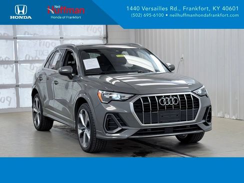Used 2021 Audi Q3 2.0T Premium w/ Convenience Package AWD/4WD image 1