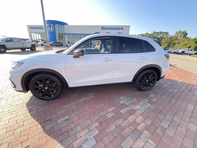 Certified 2024 Honda HR-V Sport image 29