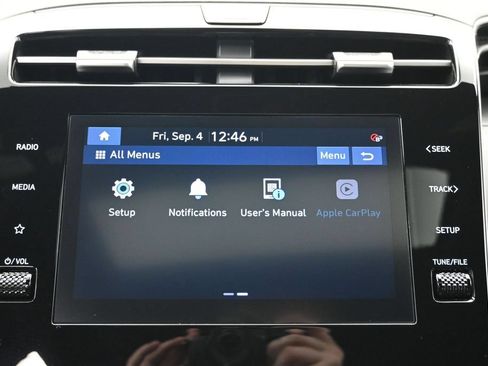 Used 2022 Hyundai Santa Cruz SEL Premium AWD/4WD image 16