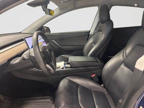 Used 2021 Tesla Model Y Long Range AWD/4WD image 13