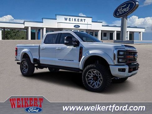 New 2026 Ford F250 Lariat w/ Black Appearance Package image 1