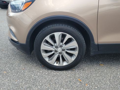 Used 2018 Buick Encore Preferred FWD image 6