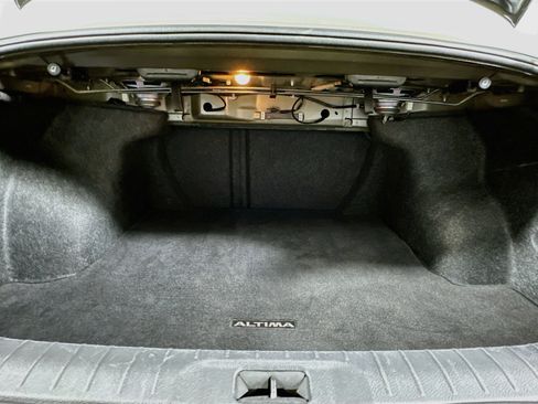 Used 2022 Nissan Altima 2.5 SV FWD image 27