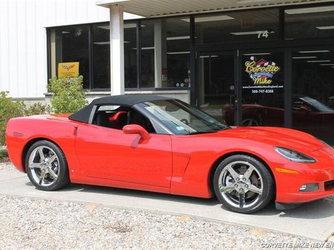 Used 2007 Chevrolet Corvette Convertible w/ Preferred Equipment Group RWD image 15