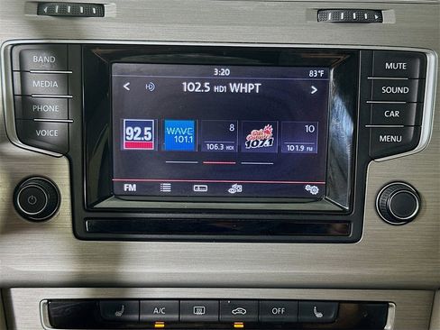 Used 2015 Volkswagen Golf SE w/ Lighting Package image 17