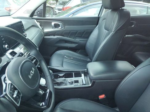 Used 2023 Kia Sorento SX FWD image 10