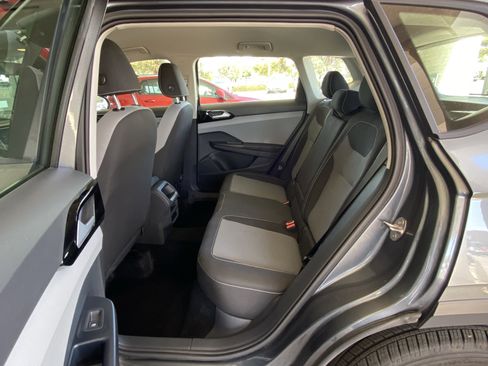 Used 2024 Volkswagen Taos S w/ MDO Package image 25