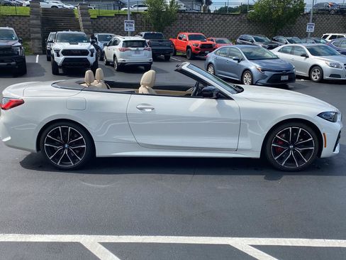 Used 2023 BMW 430i xDrive Convertible w/ M Sport Package AWD/4WD image 11