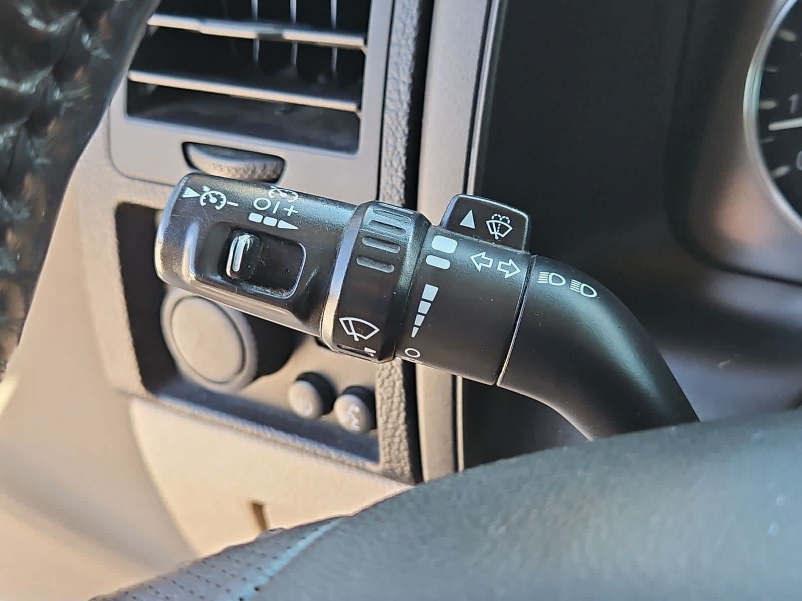 Used 2008 HUMMER H3 Luxury AWD/4WD image 26