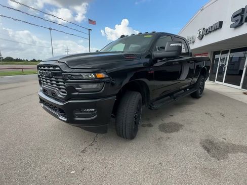 New 2025 RAM 2500 Big Horn image 4