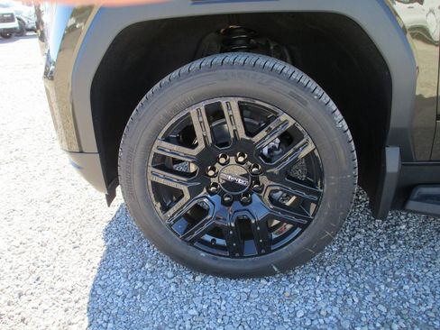 New 2026 GMC Sierra EV Elevation w/ LPO, Elevation Dark Package image 11