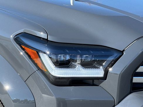 New 2025 Toyota 4Runner Limited image 30