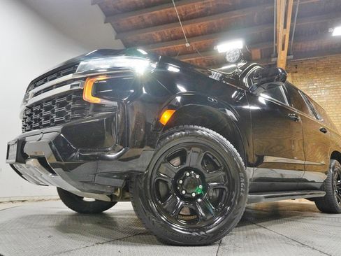 Used 2021 Chevrolet Tahoe 4WD image 3