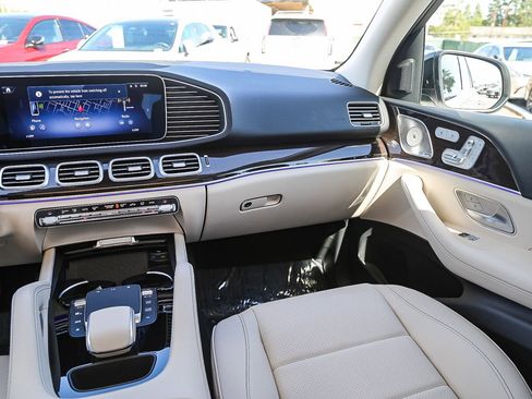 Used 2024 Mercedes-Benz GLE 350 4MATIC image 15