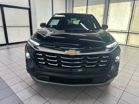 Used 2026 Chevrolet Equinox LT FWD image 12