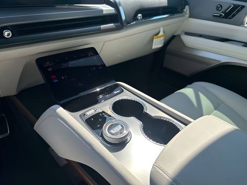 New 2026 Cadillac Vistiq Luxury image 31