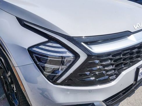 Certified 2024 Kia Sportage SX image 3