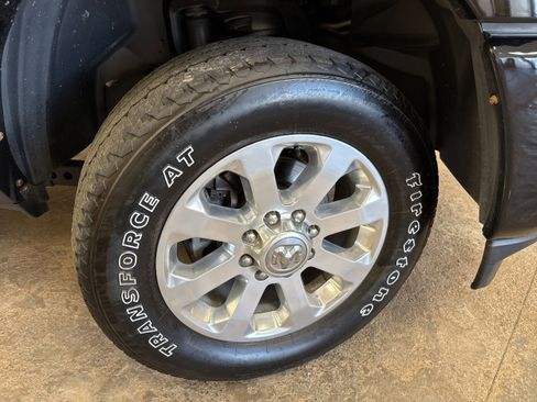 Used 2020 RAM 2500 Laramie image 13