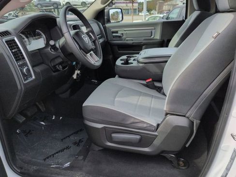 Used 2022 RAM 1500 Classic SLT image 16