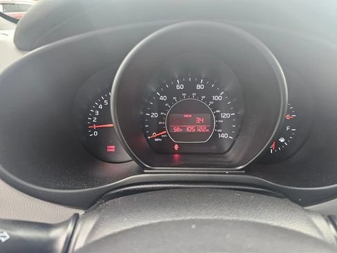 Used 2014 Kia Soul FWD image 22