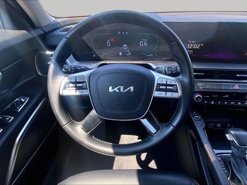 Used 2024 Kia Telluride S w/ S Sunroof Package FWD image 6