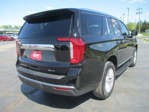 Used 2023 GMC Yukon SLT w/ Max Trailering Package image 6
