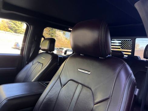 Used 2017 Ford F150 Platinum w/ Equipment Group 701A Luxury image 14