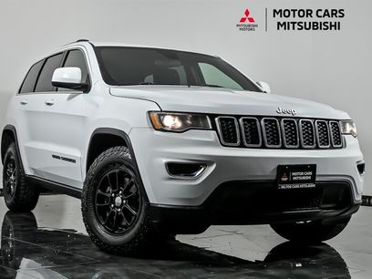 Used 2019 Jeep Grand Cherokee Laredo