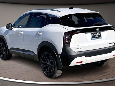 New 2026 Nissan Kicks SR w/ SR Premium Package image 3