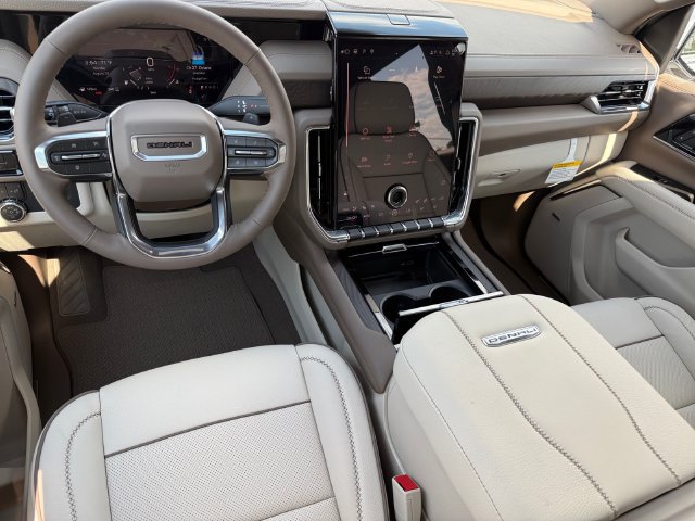 New 2026 GMC Yukon Denali w/ Sun & Power Step Package AWD/4WD image 13