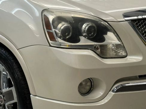 Used 2011 GMC Acadia Denali AWD/4WD image 6