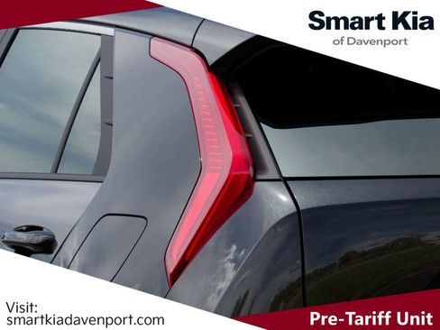 New 2025 Kia Niro LX image 11