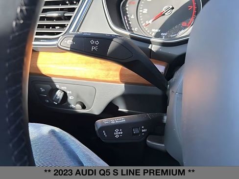 Used 2023 Audi Q5 2.0T Premium w/ Convenience Package image 23